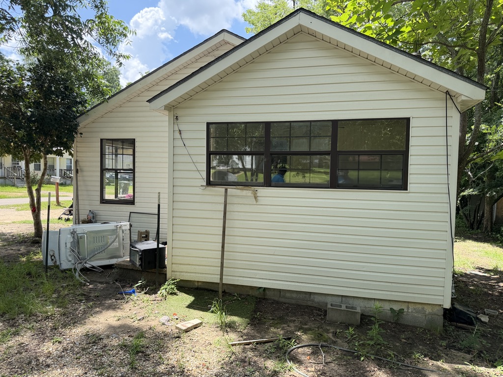 107 Forehand Street side exterior